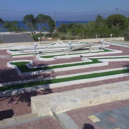 Amazones Aparthotel Hersonissos (Crete)