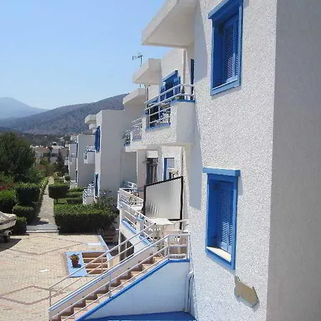 Amazones Aparthotel Hersonissos (Crete)
